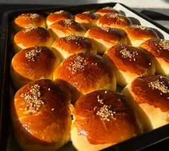 Puf Mayalı Susamlı Poğaça